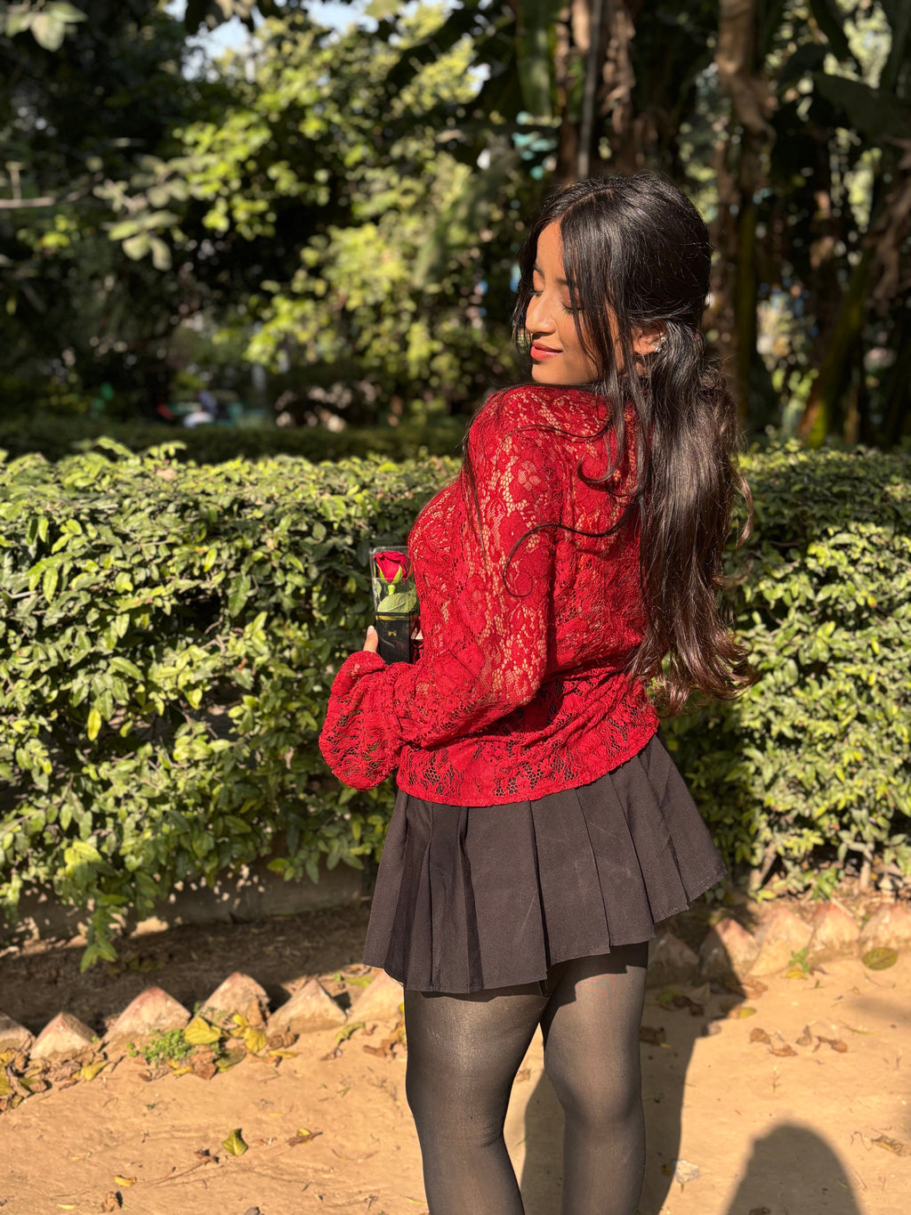 Scarlett Elsewhere Club